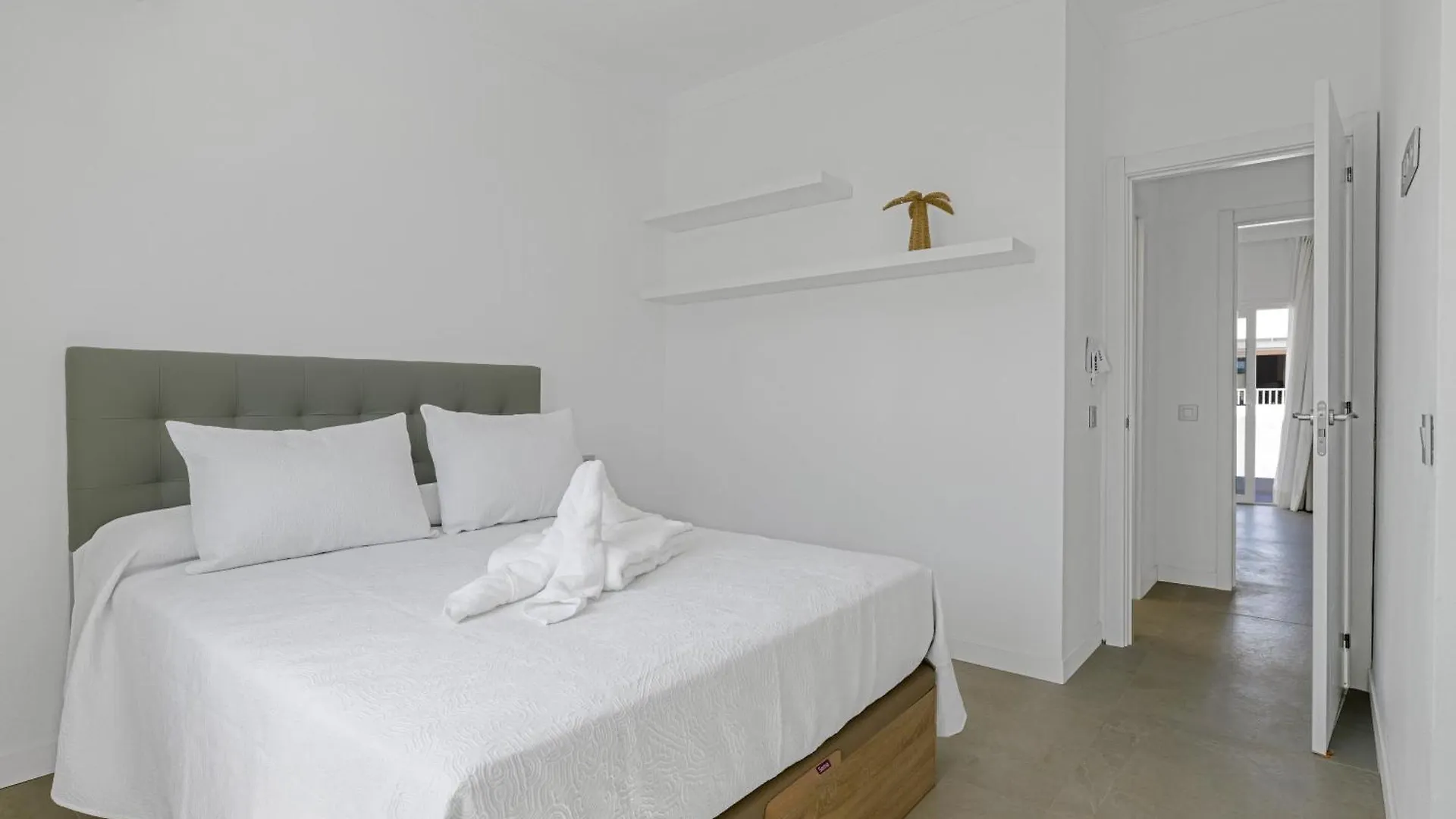 Holiday home Duplex El Equilibrio Villa Playa Honda  Spain